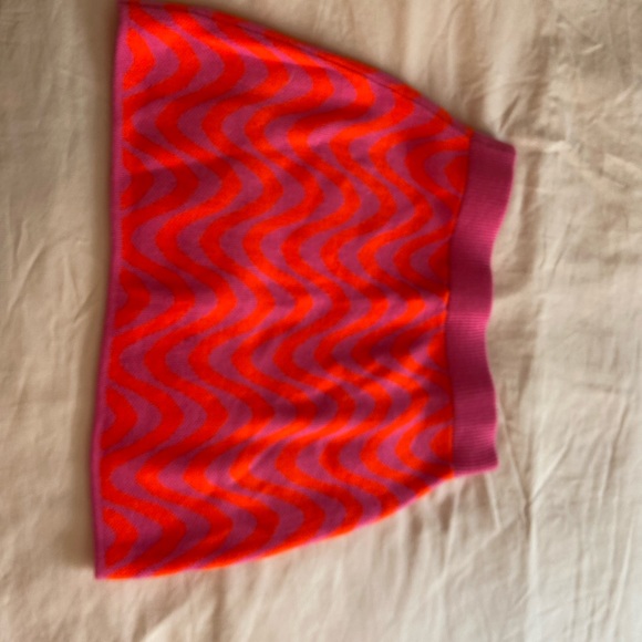 Bright coloured mini skirt - Picture 2 of 3